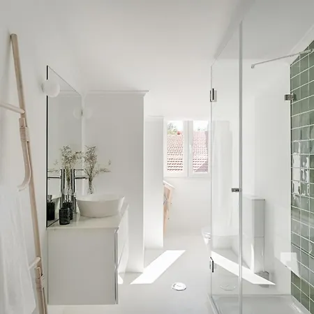 Romantic Gem In Graca Apartment *