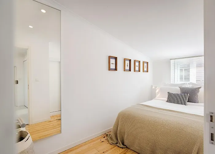 Romantic Gem In Graca Lisboa